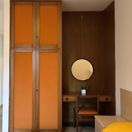 Cozy Flat Near The And The Apartmán