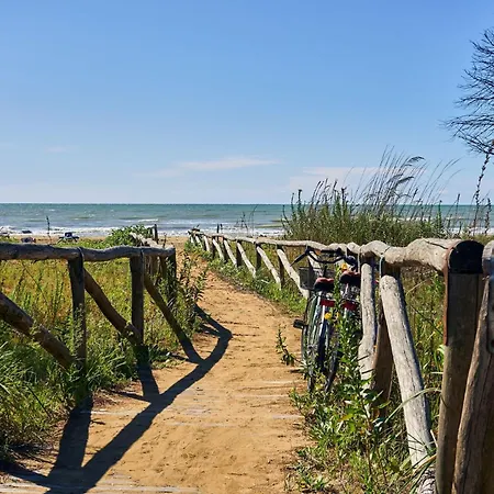 Cozy Flat Near The And The * Bibione
